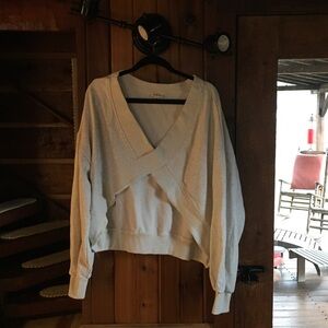 POL Women's Cream V-Neck Sweater